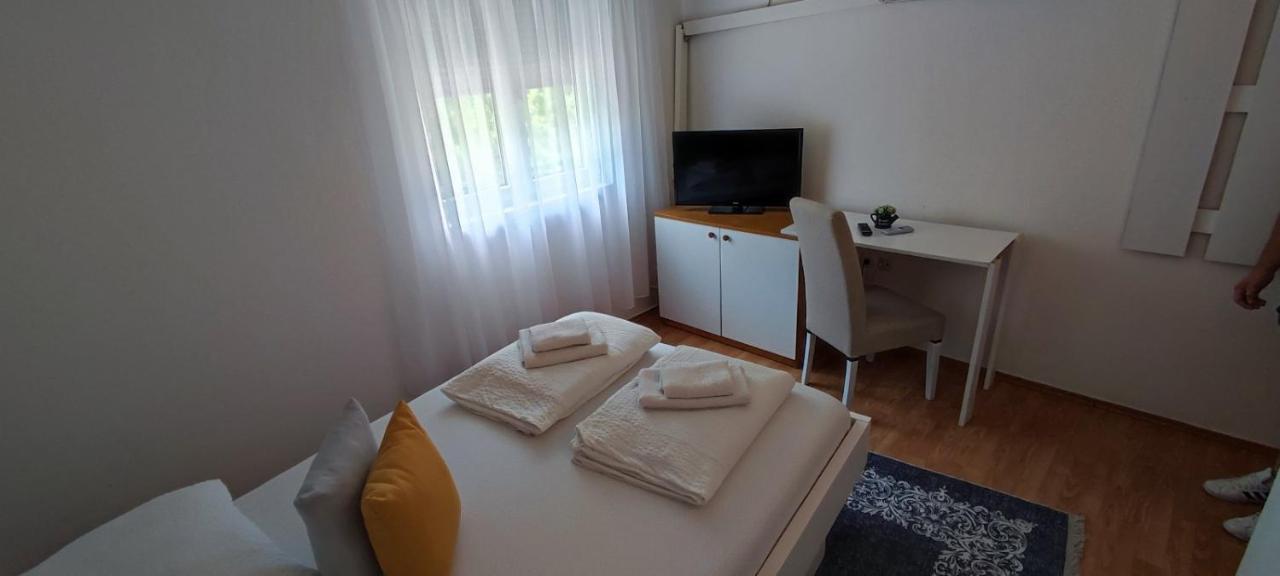 Villa Monera Apartments & Rooms & Free Garage Mostar Exteriér fotografie